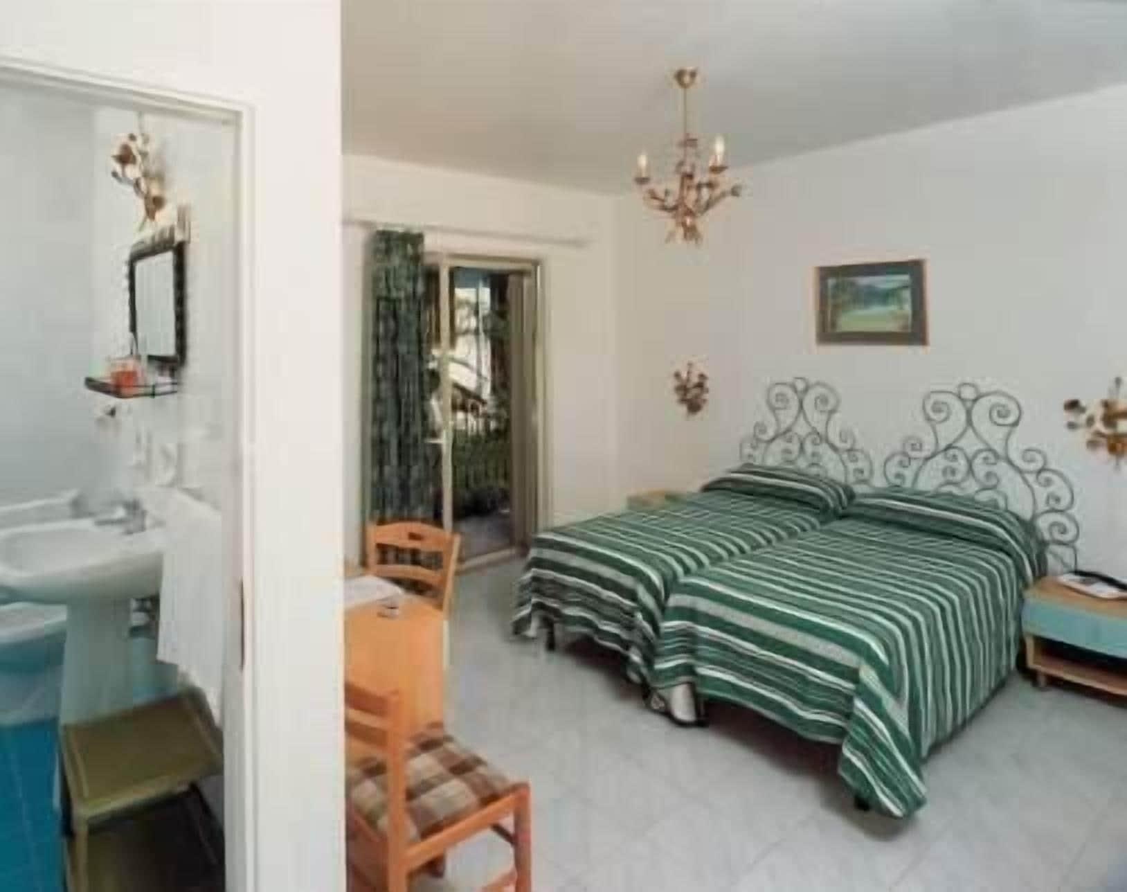 Da Peppe Hotel 3*