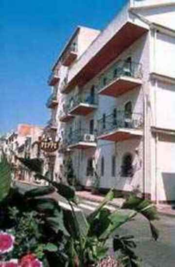 Hotel Da Peppe 3*